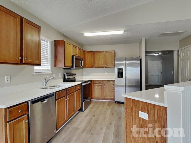 Building Photo - 149 Fox Grove Cir