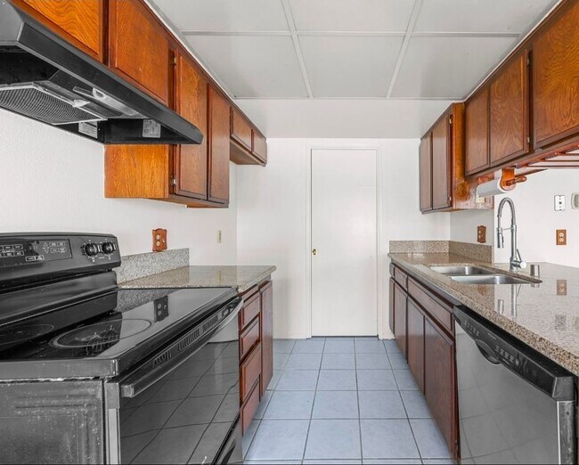 Foto del edificio - 10441 Rutgers Way