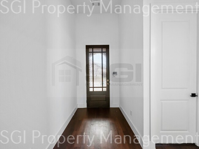 Building Photo - 4125 Sweet Birch Dr