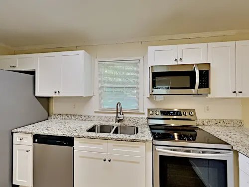 Foto del edificio - 849 Howard Ct SW