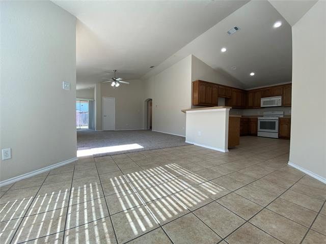 Foto del edificio - 2136 Ingrid Ln