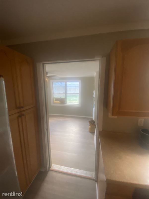 Building Photo - 3 br, 1 bath House - 419 county road 857
