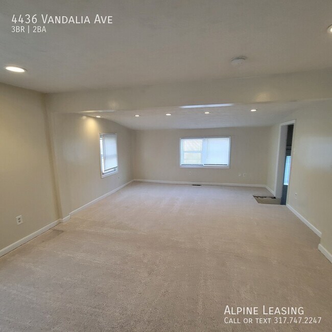 Building Photo - 4436 Vandalia Ave
