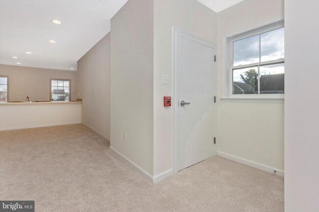 Foto del edificio - 3477 John Simmons St
