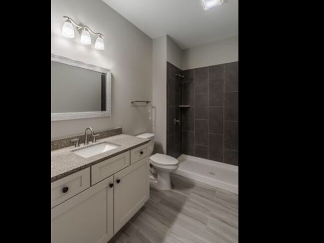 Building Photo - 124 Foxden Dr