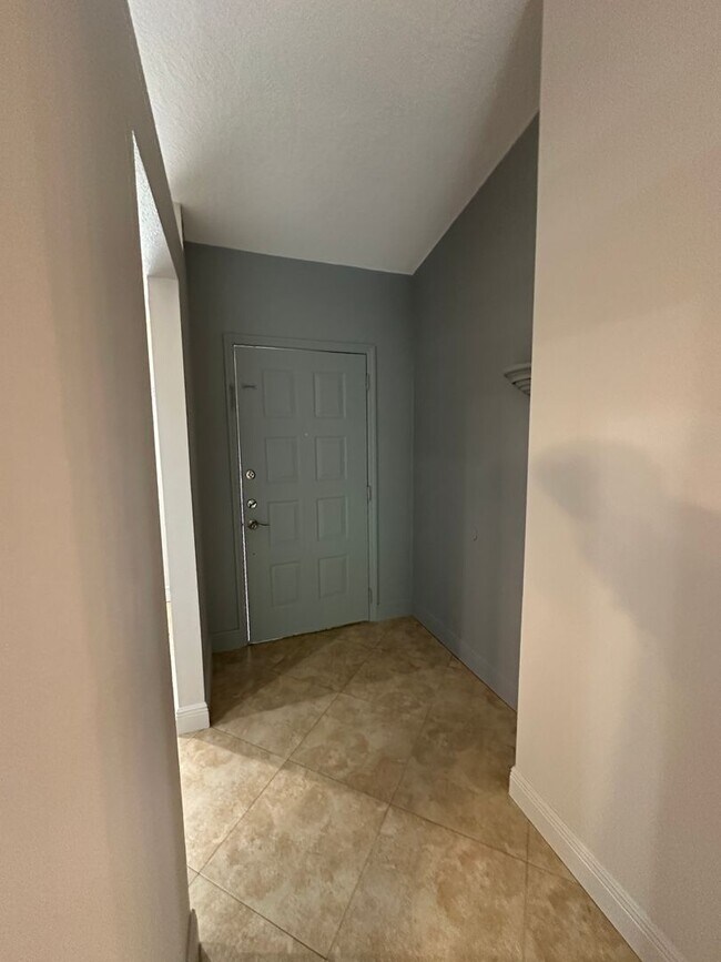 Foto del edificio - Amazing  2/2 Condo in South Orlando - Clos...