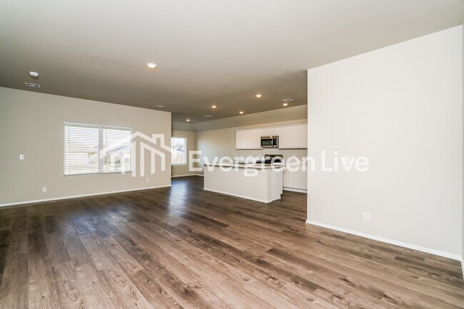 Building Photo - 23007 S King Rdg Dr