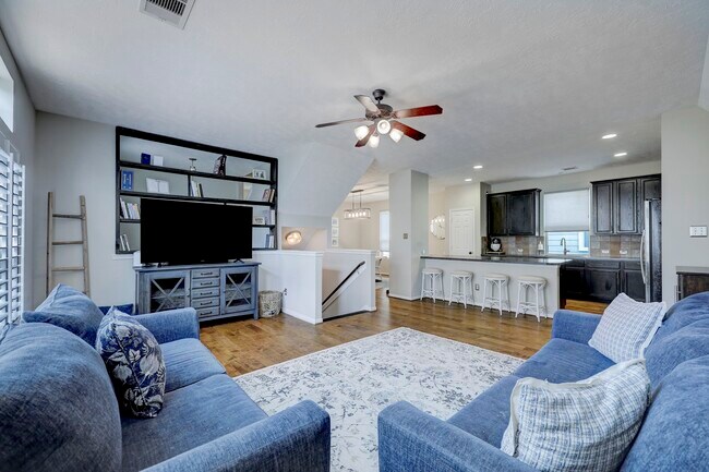Foto del edificio - 3323 Masters Point Dr