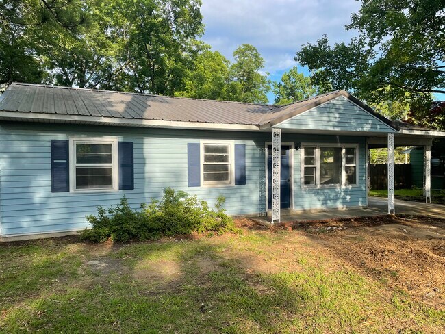 Building Photo - 124 Poplar St