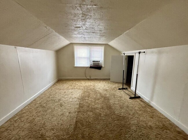 Foto del edificio - 303 S 3rd Ave