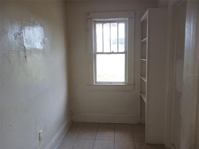 Building Photo - 720 6th St NW