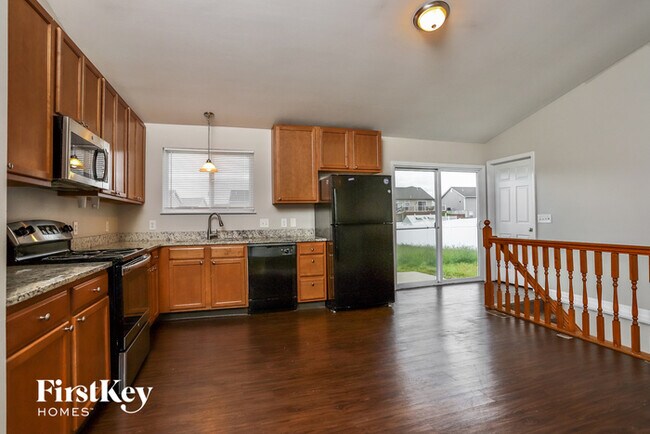 Building Photo - 322 Aspen Creek Dr