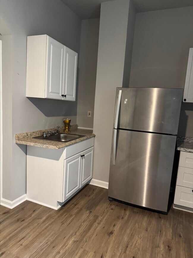 Foto del edificio - 3716 Waterford Pl