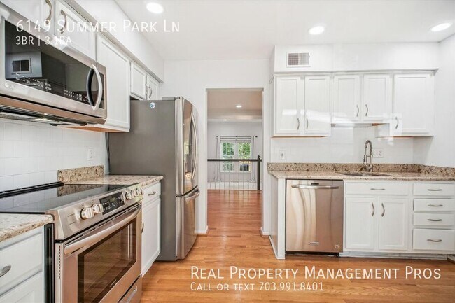Foto del edificio - 6149 Summer Park Ln