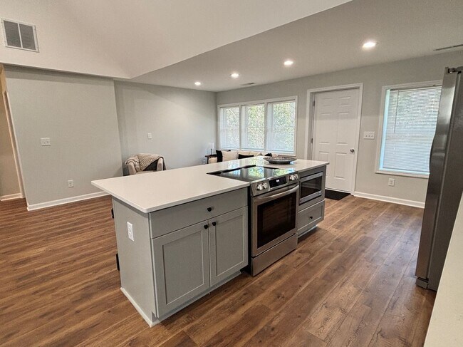 Foto del edificio - 1739 Carter Cir