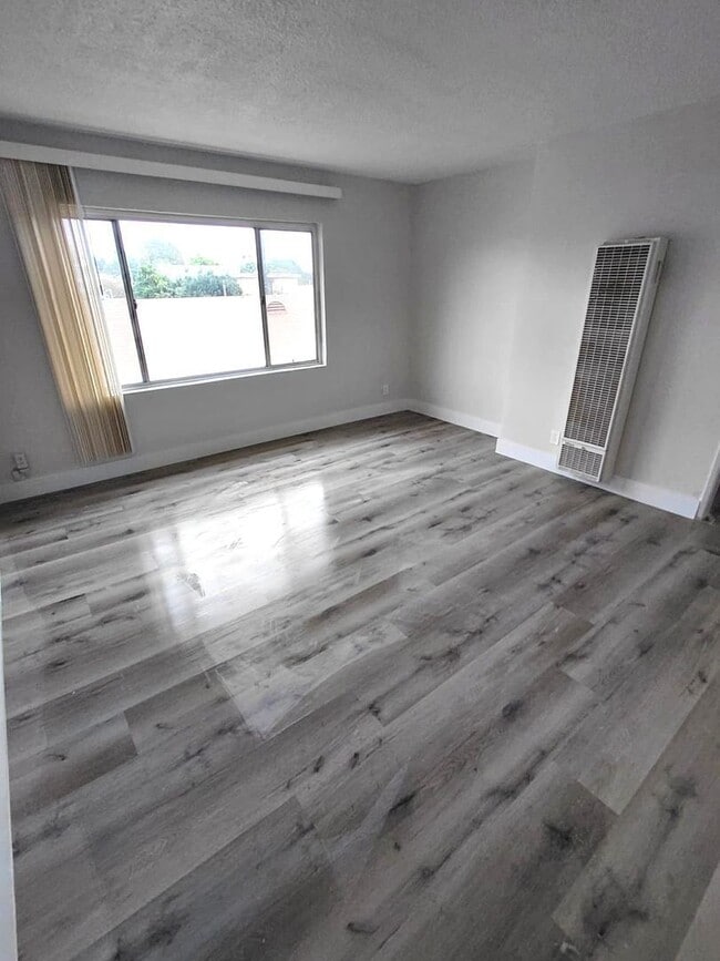 Photo - 140 East 88th Street Apartment