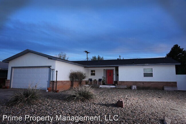 Foto del edificio - 3 br, 2 bath House - 805 W Christopher