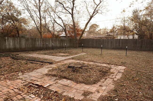 Building Photo - 1508 N Highland Ave
