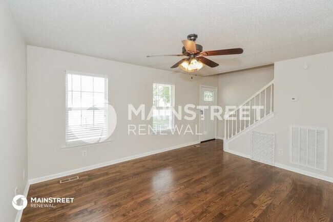 Building Photo - 2919 Henderson Ln, MURFREESBORO, TN 37130