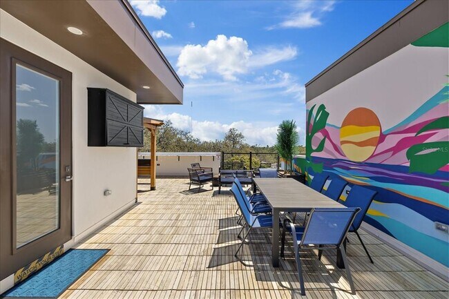 Foto del edificio - 623 Petit Wy