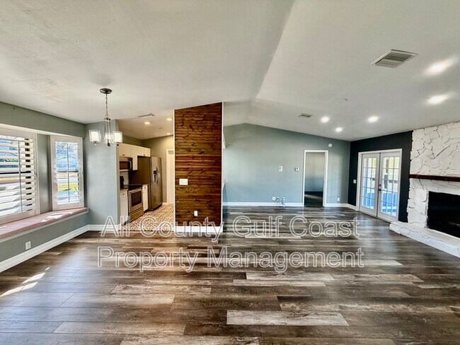 Foto del edificio - 8035 56th Ct E