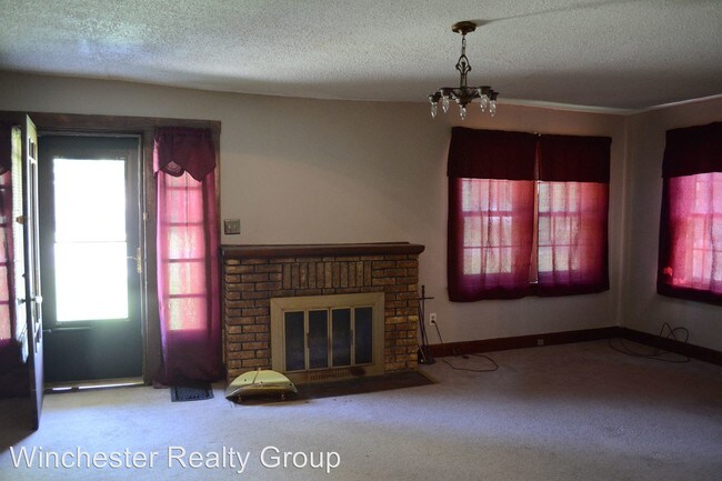 Building Photo - 3 br, 1 bath House - 1809 N Drury