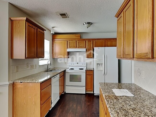 Building Photo - 11610 Hidden Grove Trail