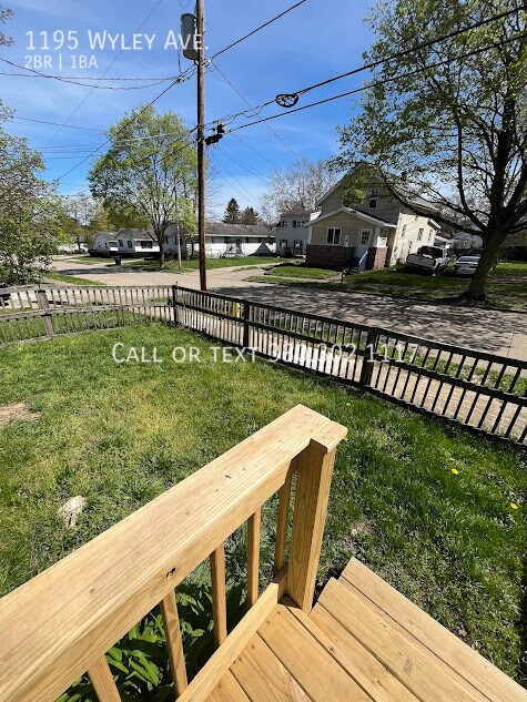 Building Photo - 1195 Wyley Ave