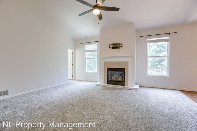 Building Photo - 4 br, 3 bath House - 11286 S 200th St.