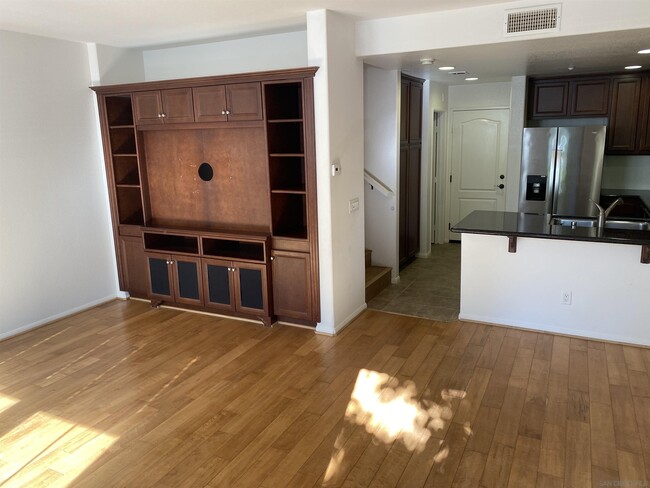 Building Photo - 10511 Camino Bello Mar