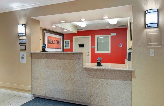 Building Photo - Furnished Studio-Chicago - Schaumburg - Convention Center