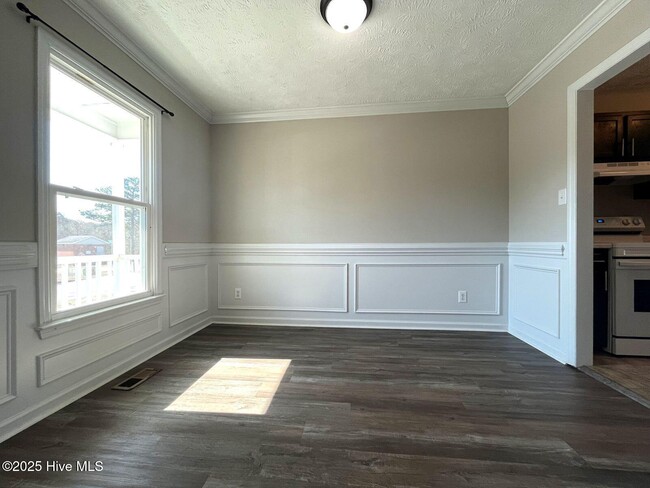 Building Photo - 3544 Lubbock Dr