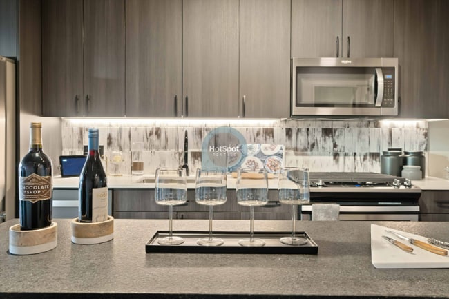 Photo - 190 N Ada St Apartment