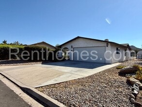 Building Photo - 15917 Arena Dr