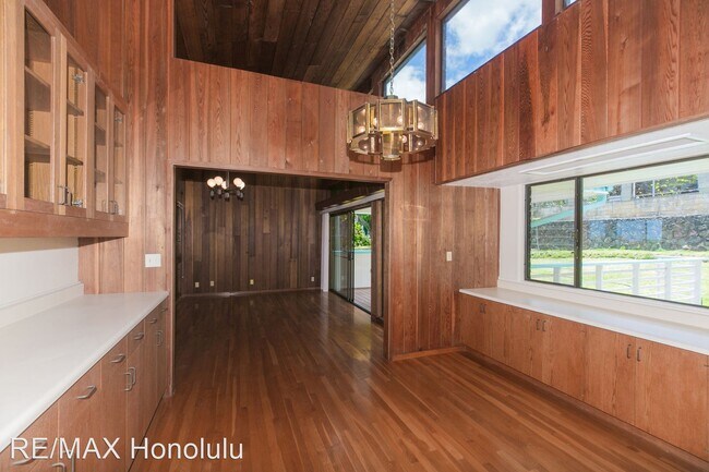 Building Photo - 4 br, 4 bath House - 2905 Pacific Heights Rd