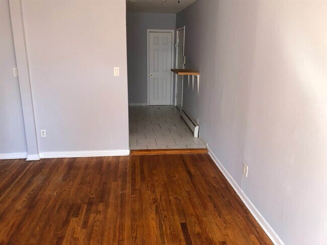 Building Photo - 313 Avenue C