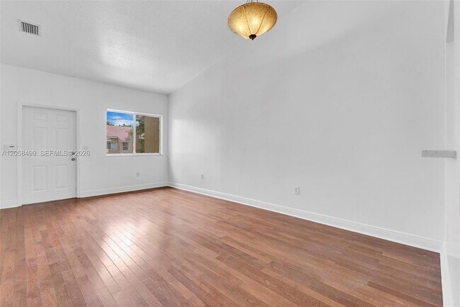 Foto del edificio - 7851 NW 6th St