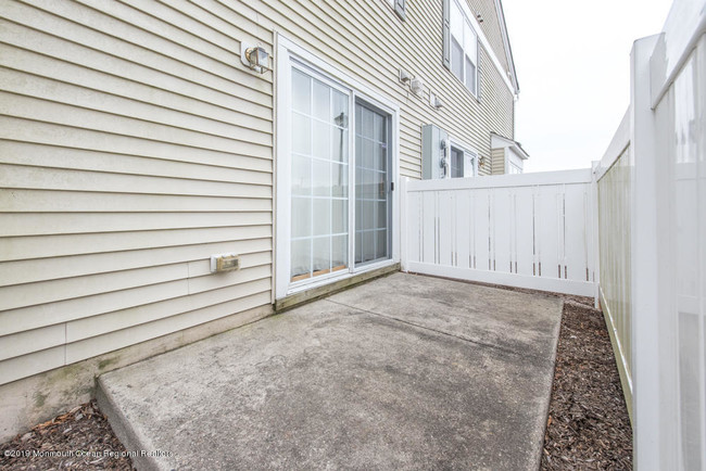 Building Photo - 312 Brookfield Dr