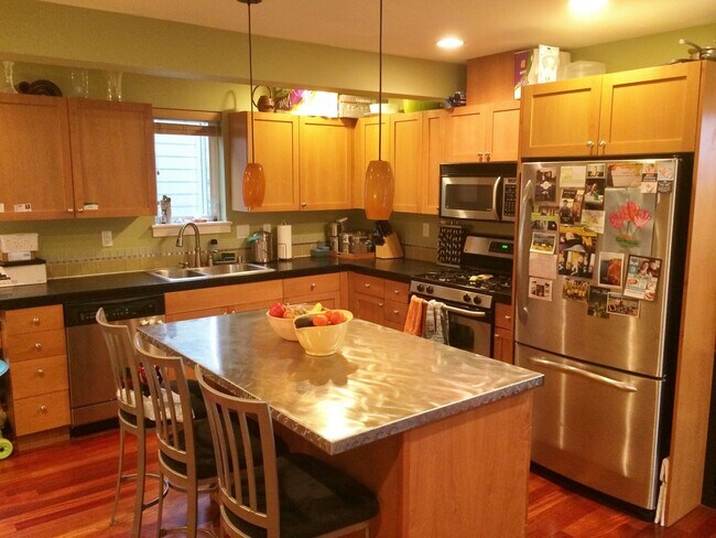 Foto del edificio - 3bd/2.25ba Seattle Home