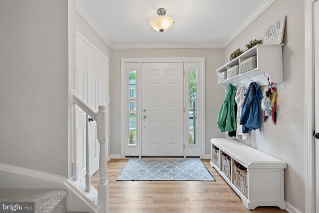 Foto del edificio - 6637 Kelsey Point Cir
