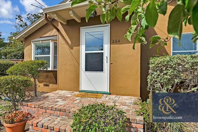 Building Photo - 284 Margarita Ave
