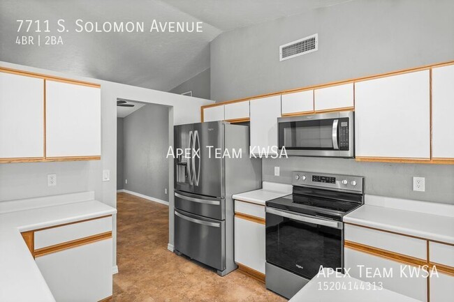 Building Photo - 7711 S Solomon Ave