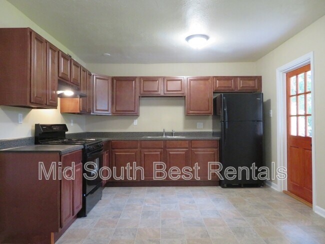 Foto del edificio - 8714 Winston Dr