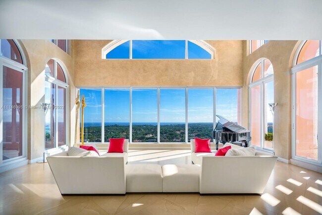 Building Photo - 60 Edgewater Dr