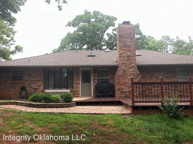 Building Photo - 3 br, 2 bath House - 908 Elmwood
