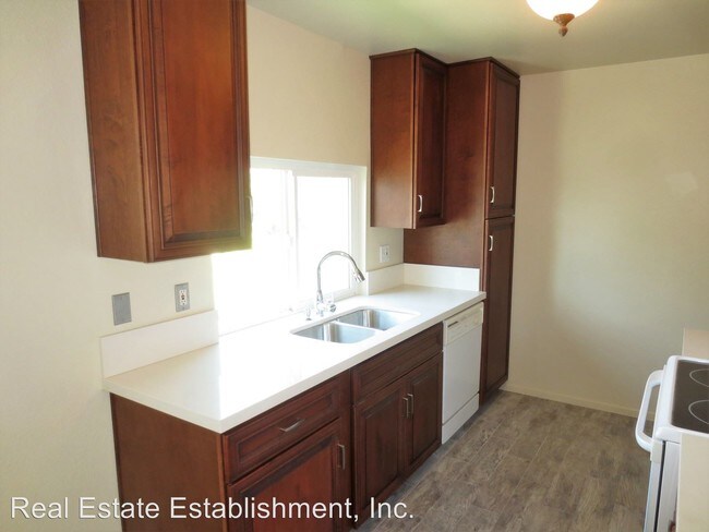 Building Photo - 18271 Plaza Way