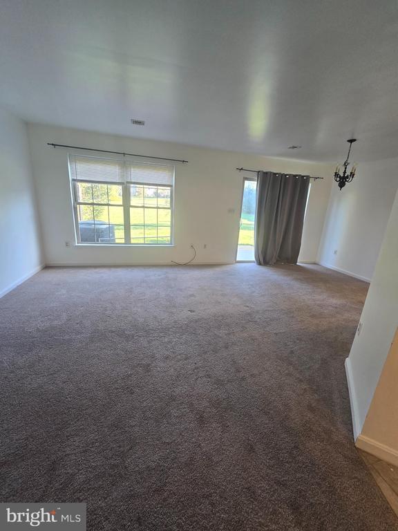 Foto del edificio - 471 Stonehedge Ln