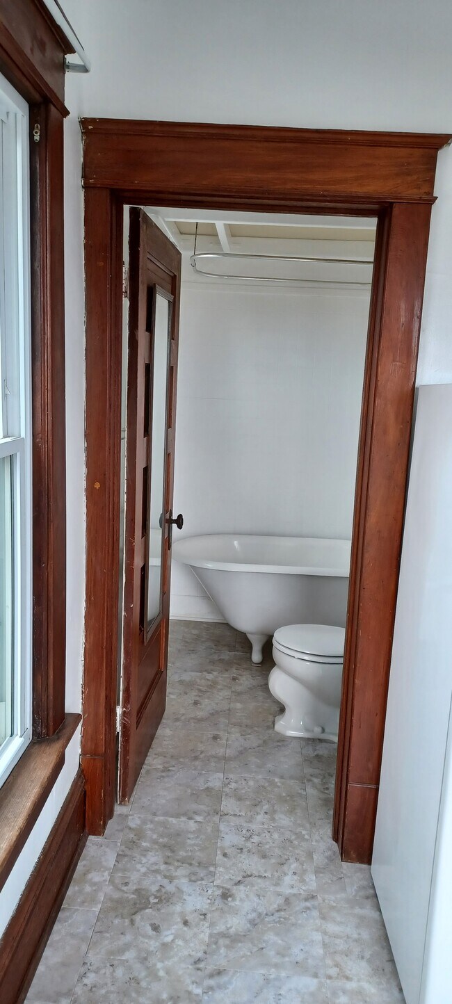 4640 W Beloit Rd Unit 4640, Milwaukee, WI 53214 Apartments in Milwaukee, WI