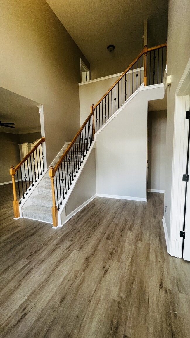 Building Photo - 116 Clearview Ct