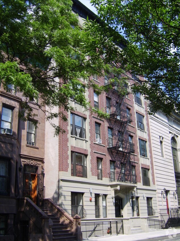 Building Photo - 103-05 W 120 St